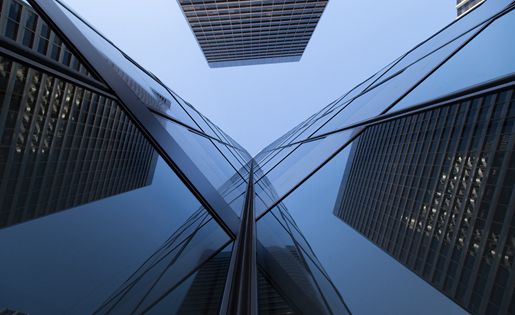 中誠(chéng)信將恒大主體及債券列入信用觀察名單，兩債券應(yīng)聲下跌凸顯市場(chǎng)擔(dān)憂